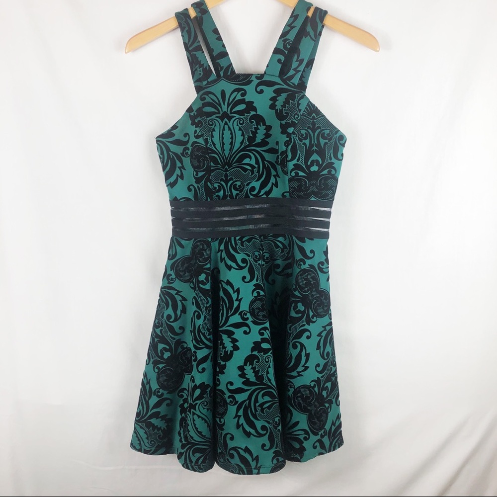 Jodi Kristopher Mini Dress | Emerald Green | Sz 5